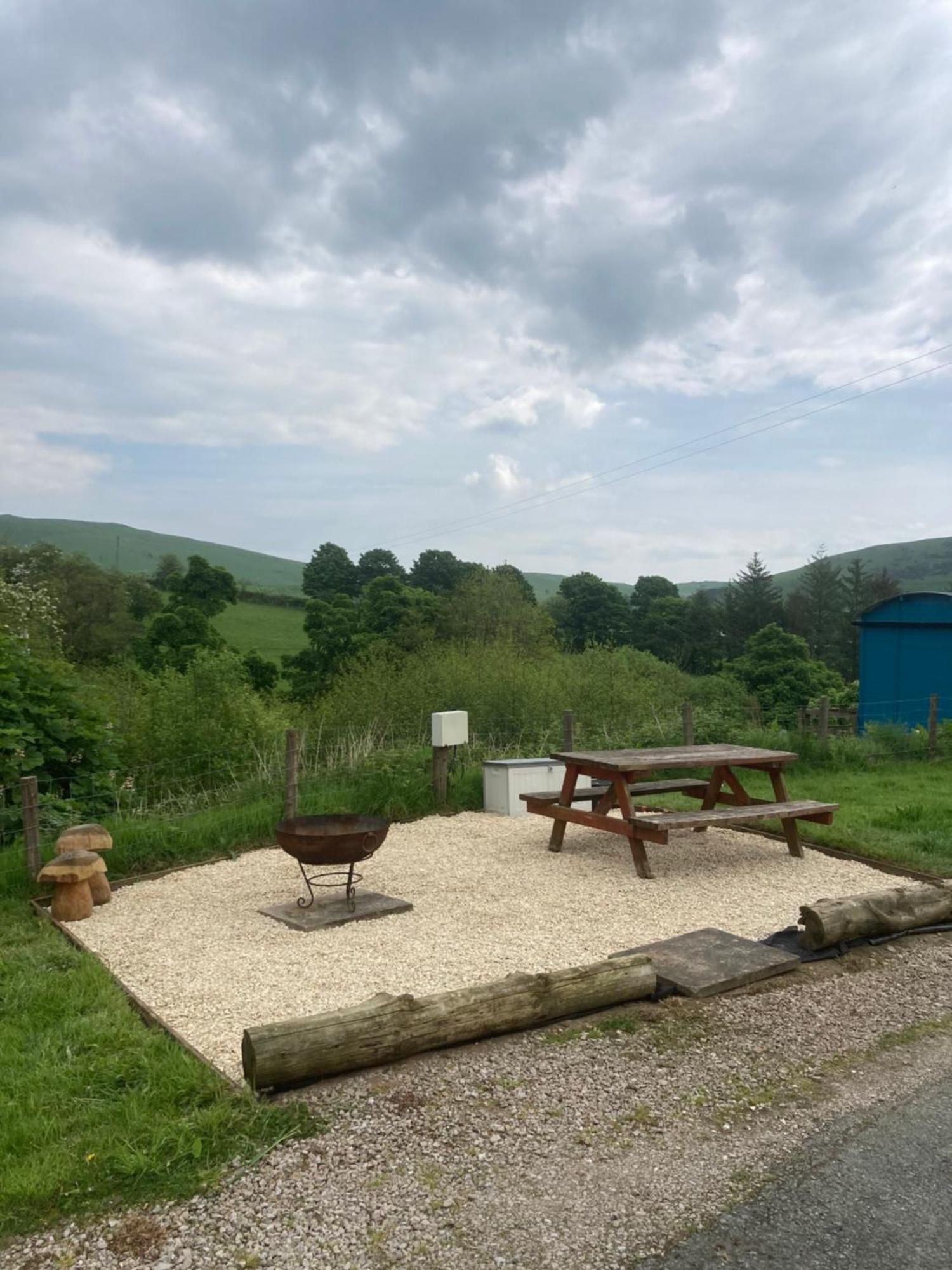 Wild Valley Bunkhouse Llanrhaeadr-ym-Mochnant Oda fotoğraf